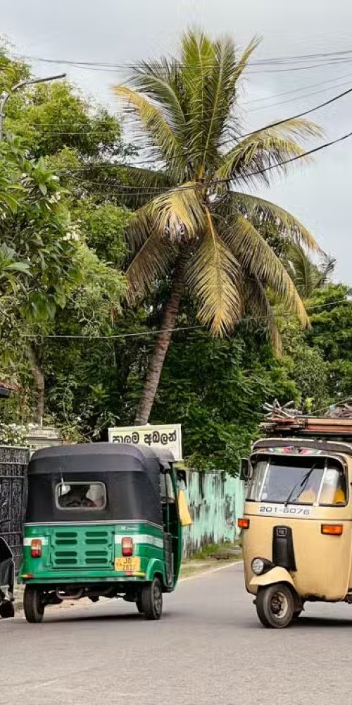 Neighbourhood vibes in Negombo, WA, LK