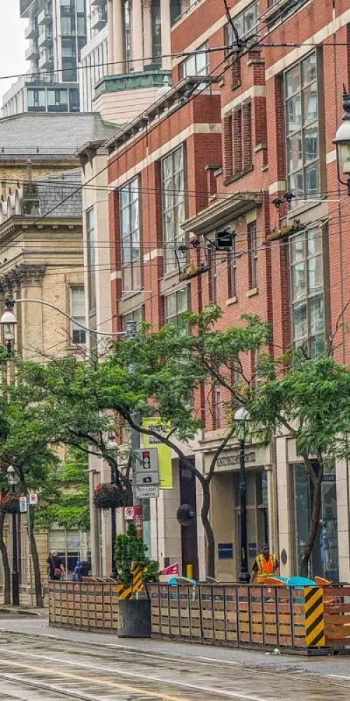 Toronto apartments neighbourhood