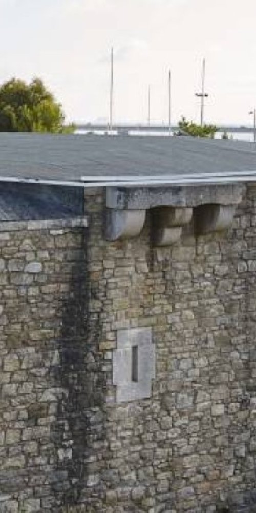 Neighbourhood vibes Saint Quentin Les Marais