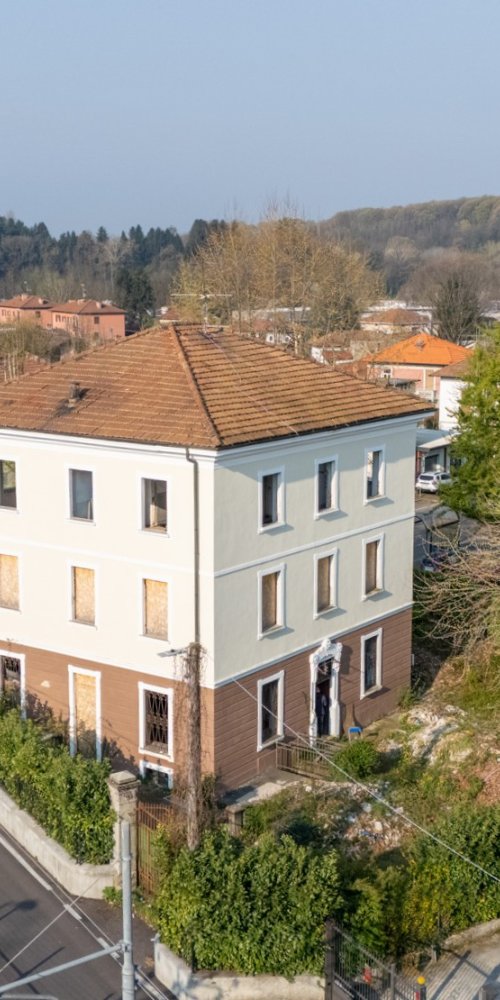 Neighbourhood vibes in Fino Mornasco