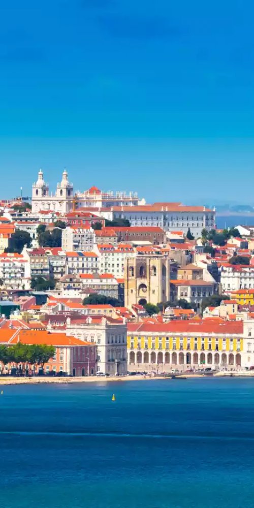 Lisbon neighbourhood vibes